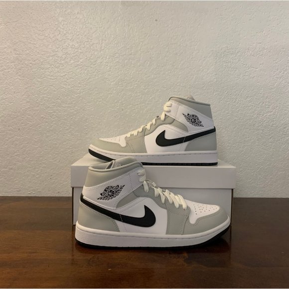 Jordan Shoes - Nike Wmns Air Jordan 1 Mid 'Light Smoke Grey' BQ6472-015 Women's Size 9